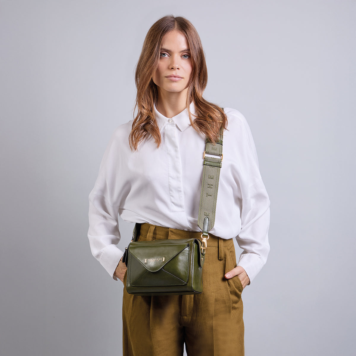 Borsa con doppia tracolla THE BRIDGE FRIDA 04290401 Verde